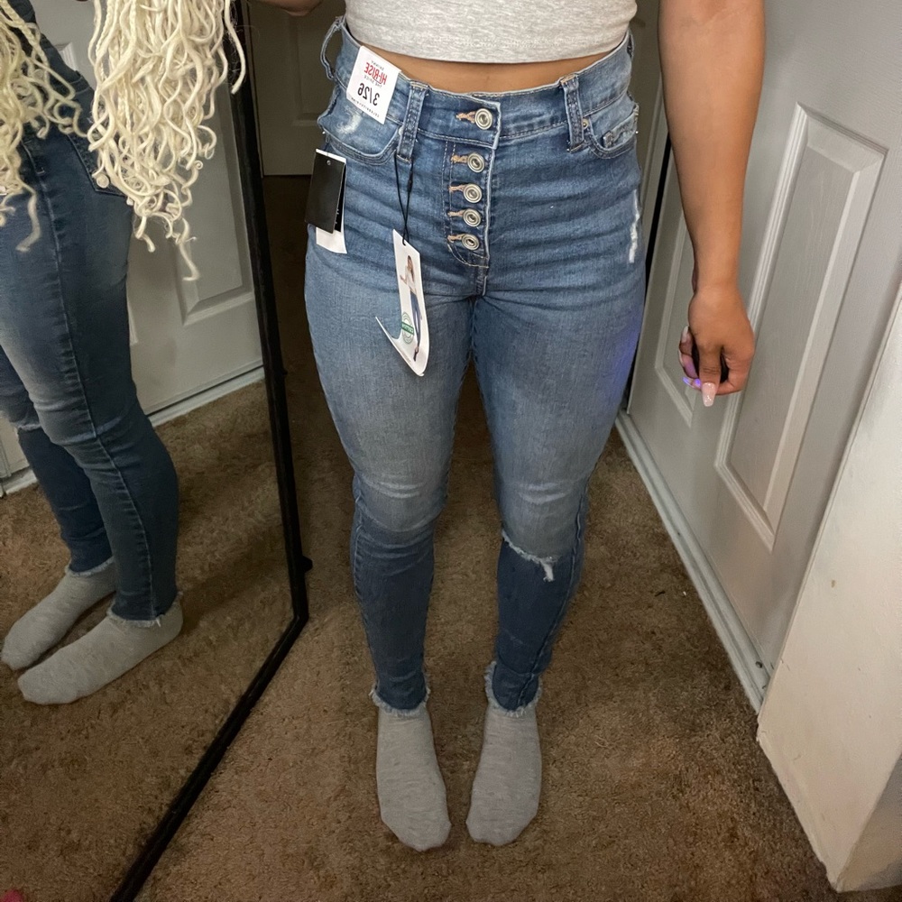 Celebrity Pink jeans. size: 3/26